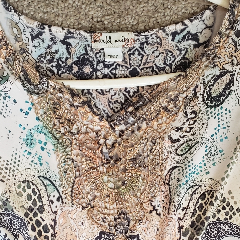 World unity womens top shirt sz large - Picture 2 of 6